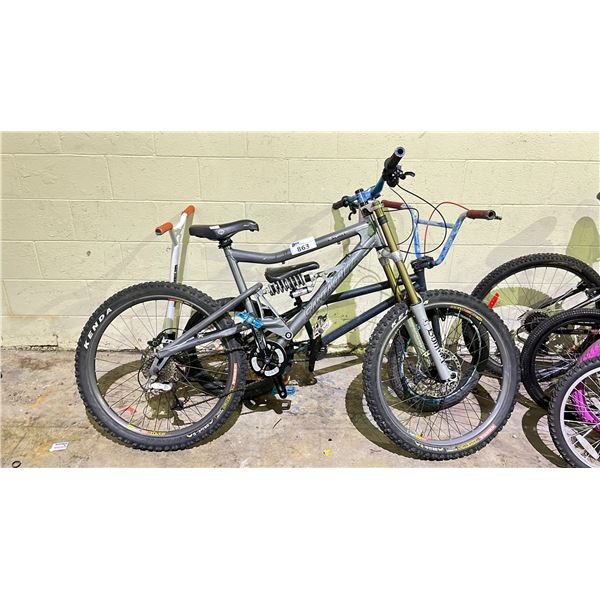 2 ASSORTED BIKES & KIDS SCOOTER