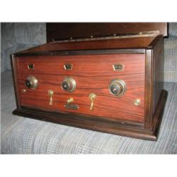 Freshman Co. Masterpiece model 6F6