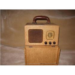 Motorola tube type short wave portable model 5106