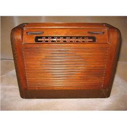 Philco portable model 46-350