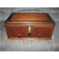 Kolster model K-21 "Treasure Chest", early electric