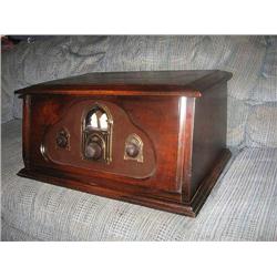 Randolph Radio Corp. model "Senior Six", brown panel