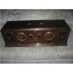 RCA Radiola VIII model AR 812, early portable