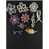 Image 1 : Assortment Of Vintage Rhinestone Brooches