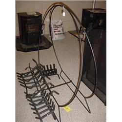 Log Holder and 5 metal grates