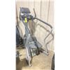 Image 2 : LIFE FITNESS 95SI COMMERCIAL ISOTRACK CLIMBING SYSTEM STAIR CLIMBER WITH DIGITAL DISPLAY