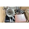 Image 2 : 2 BOXES OF ASSORTED BARWARE, STRAINER, CONDIMENT TRAYS & INSERTS
