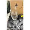 Image 2 : 2 BOXES OF ASSORTED WINE GLASSES, BARWARE & INSERTS