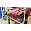 Image 2 : 3 RED PATTERNED COMMERCIAL RESTAURANT CARPET RUNNERS
