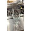 Image 2 : BOX OF ASSORTED COMMERCIAL RESTAURANT WINE GLASSES