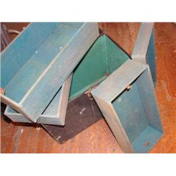 Box/Chest all felt lined- 4 trays fit inside the chest