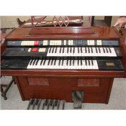 Wurlitzer Organ with bench. Condition Unknown