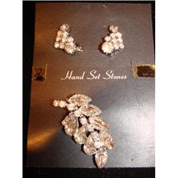 Rhinestone brooch & earing set