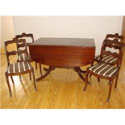 Duncan Phyfe drop leaf table w/drawer & 4 chairs
