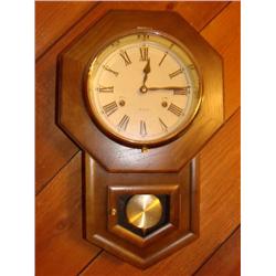 31 day wall clock w/pendulum