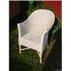 Image 1 : White Wicker Chair