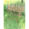 Image 1 : Metal plant stand w/scalloped edging