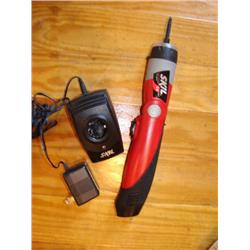 Skil cordless screwdriver w/charger