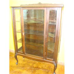 Curio Cabinet w/glass front & sides-with key!