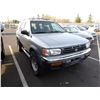 Image 2 : 1998 Nissan Pathfinder
