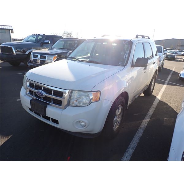 2011 Ford Escape RUNS WITH MECHANICAL PROBLEMS