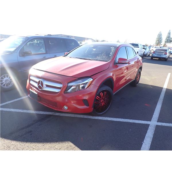2016 Mercedes-Benz GLA250