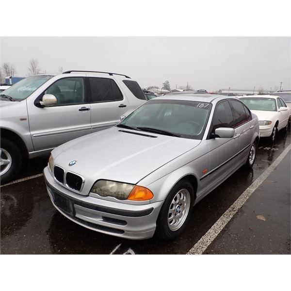 1999 BMW 323i