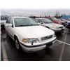 Image 2 : 2000 Volvo S40