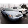 Image 2 : 1999 Ford Crown Victoria