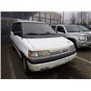 Image 2 : 1994 Mazda MPV