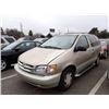 Image 1 : 2000 Toyota Sienna