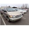 Image 2 : 2000 Toyota Sienna