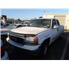 Image 1 : 2002 GMC Sierra 1500