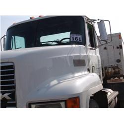 Mack CH600 Semi Tractor