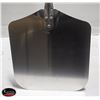 Image 4 : NEW WINCO 52" ALUMINUM PIZZA PEEL