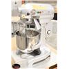 Image 1 : NEW CHEFS MATE 10 QUART MIXER W/ ATTACHMENTS