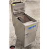 Image 2 : PITCO 40 LBS NATURAL GAS DEEP FRYER