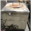 Image 7 : NATURAL GAS 32" X 32" TANDOOR OVEN