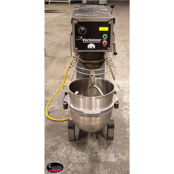 VARIMIXER MIXER W/ ATTACHMENTS