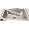 Image 2 : S/S 17" X 16" WALL MOUNT SINK W/ FAUCET &