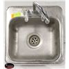 Image 1 : S/S 15" X 16" DOP IN SINK W/ FAUCET