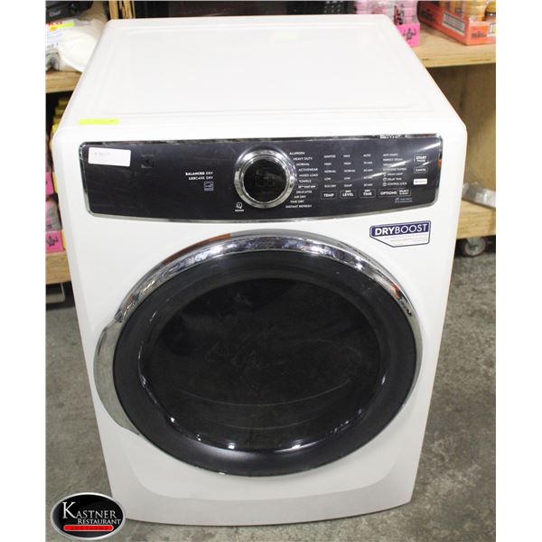 SCRATCH & DENT ELECTROLUX BALANCED DRY CLOTHES