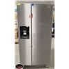 Image 1 : SCRATCH & DENT WHIRLPOOL SIDE X SIDE REFRIGERATOR
