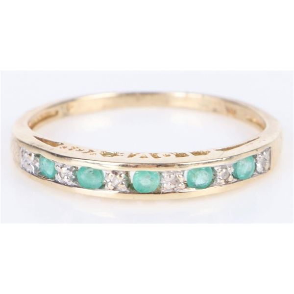 0.03 CTW. DIAMOND EMERALD 10 KT. GOLD RING