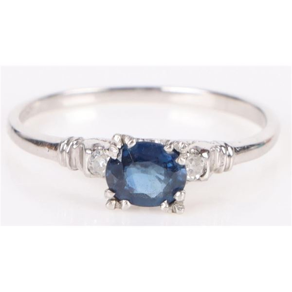 WHITE PLATINUM SAPPHIRE DIAMOND LADIES RING