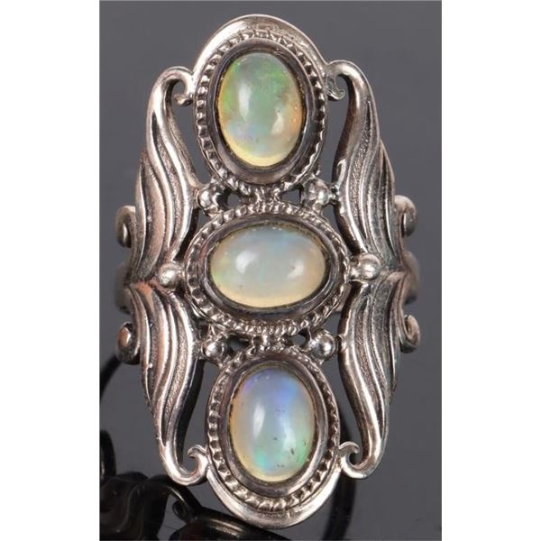 SOUTHWEST-STYLE MOONSTONE STERLING SILVER RING