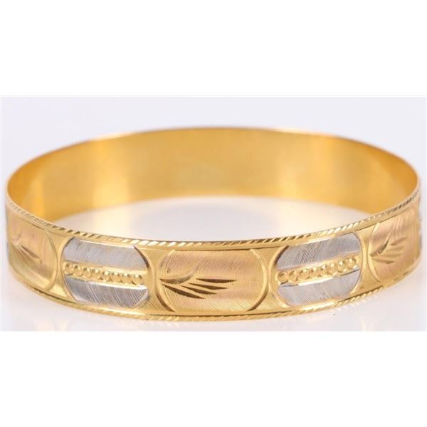 23K YELLOW GOLD ALTERNATING ENGRAVED LADIES BANGLE