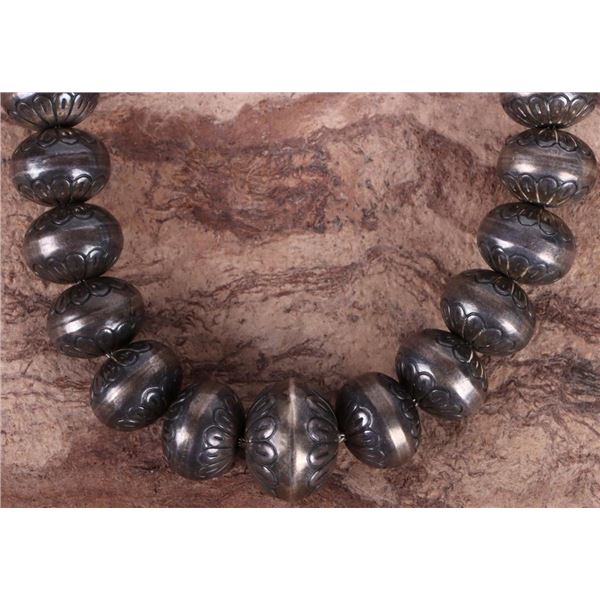 ANTIQUE STERLING SILVER BEADED SOUTHWEST NECKLACE