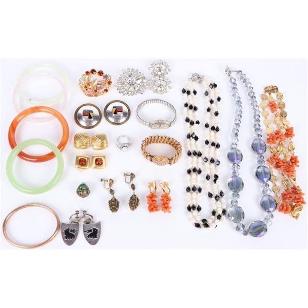 ASSORTED DECORATIVE LADIES JEWELRY LOT - (21)