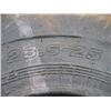 Image 3 : PYÖRÄKUORMAAJAN RENKAAT 23.5-25 / Tyres for wheel loader 23.5-25